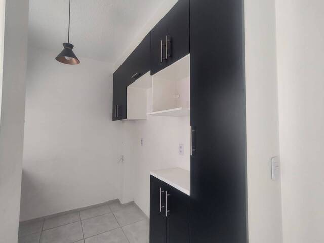 #388 - Apartamento para Venda em São Gonçalo - RJ